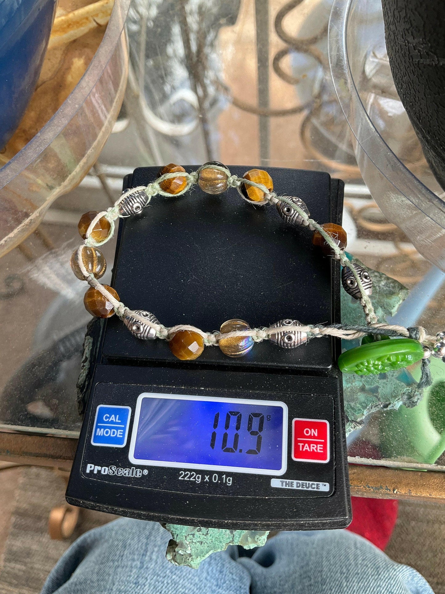 This picture shows how much this bracelet weighs