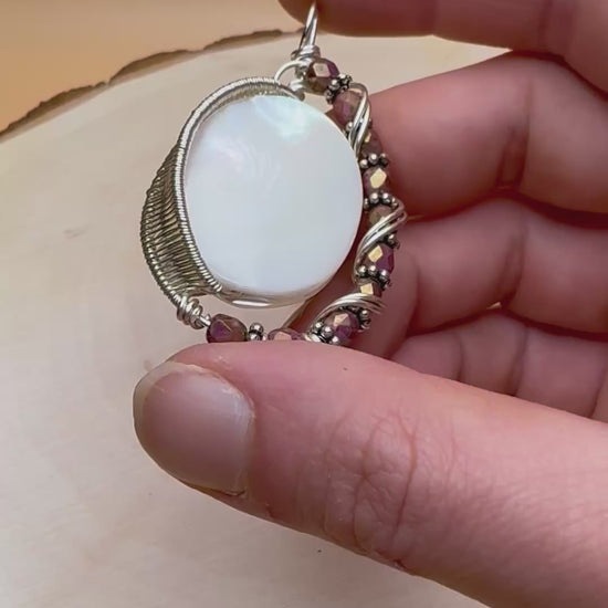 Video of mother of pearl wire wrap pendant